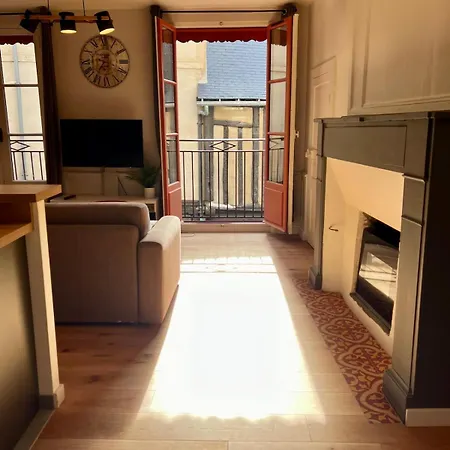 Colombe, T2 Hyper Central, 4 Personnes Apartment